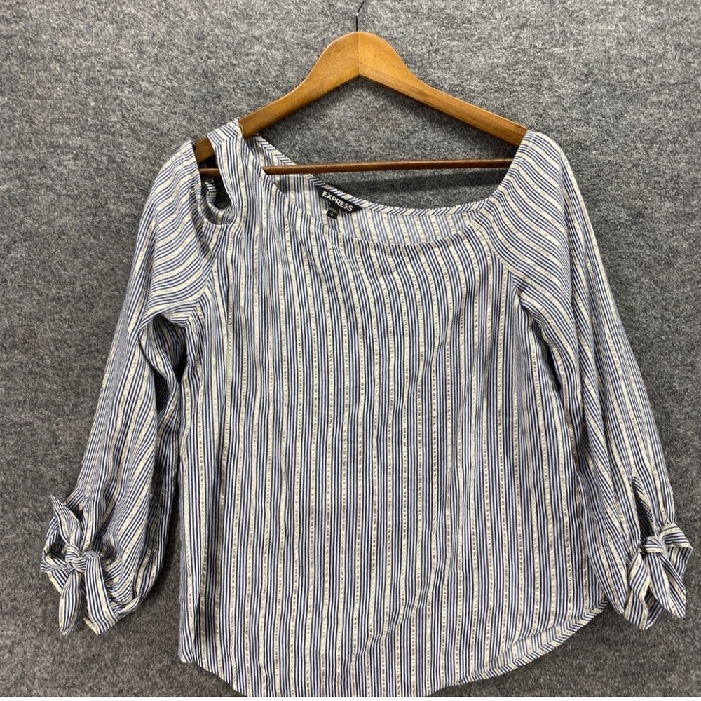 Express Navy and White Striped off the shoulder Blouse. Size extra small.